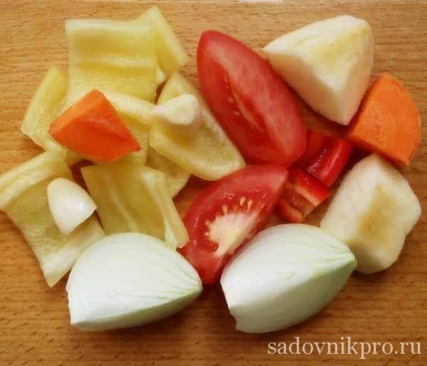 Аджика с помидорами яблоками и морковью