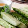 Малосольные огурцы: рецепт классический с чесноком и укропом