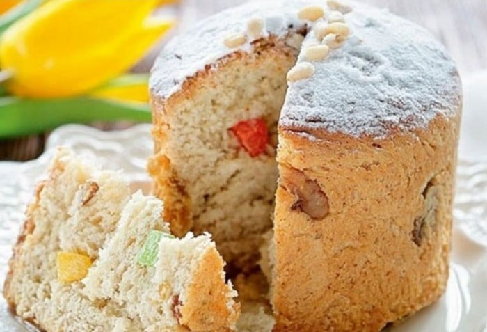 Кулич с глазурью